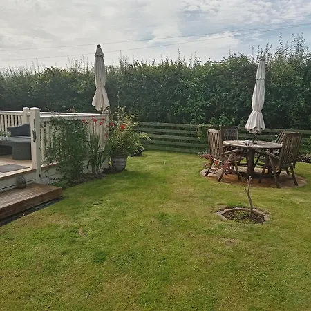 Willow Tree Luxury Lodge With Private Hot-Tub And Garden Only 6 Miles To York Wilberfoss Exterior photo