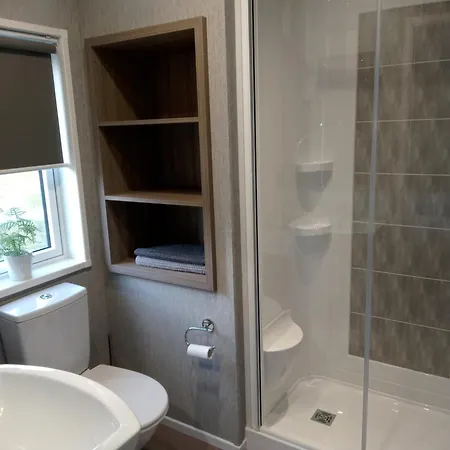 Willow Tree Luxury Lodge With Private Hot-Tub And Garden Only 6 Miles To York Wilberfoss Exterior photo