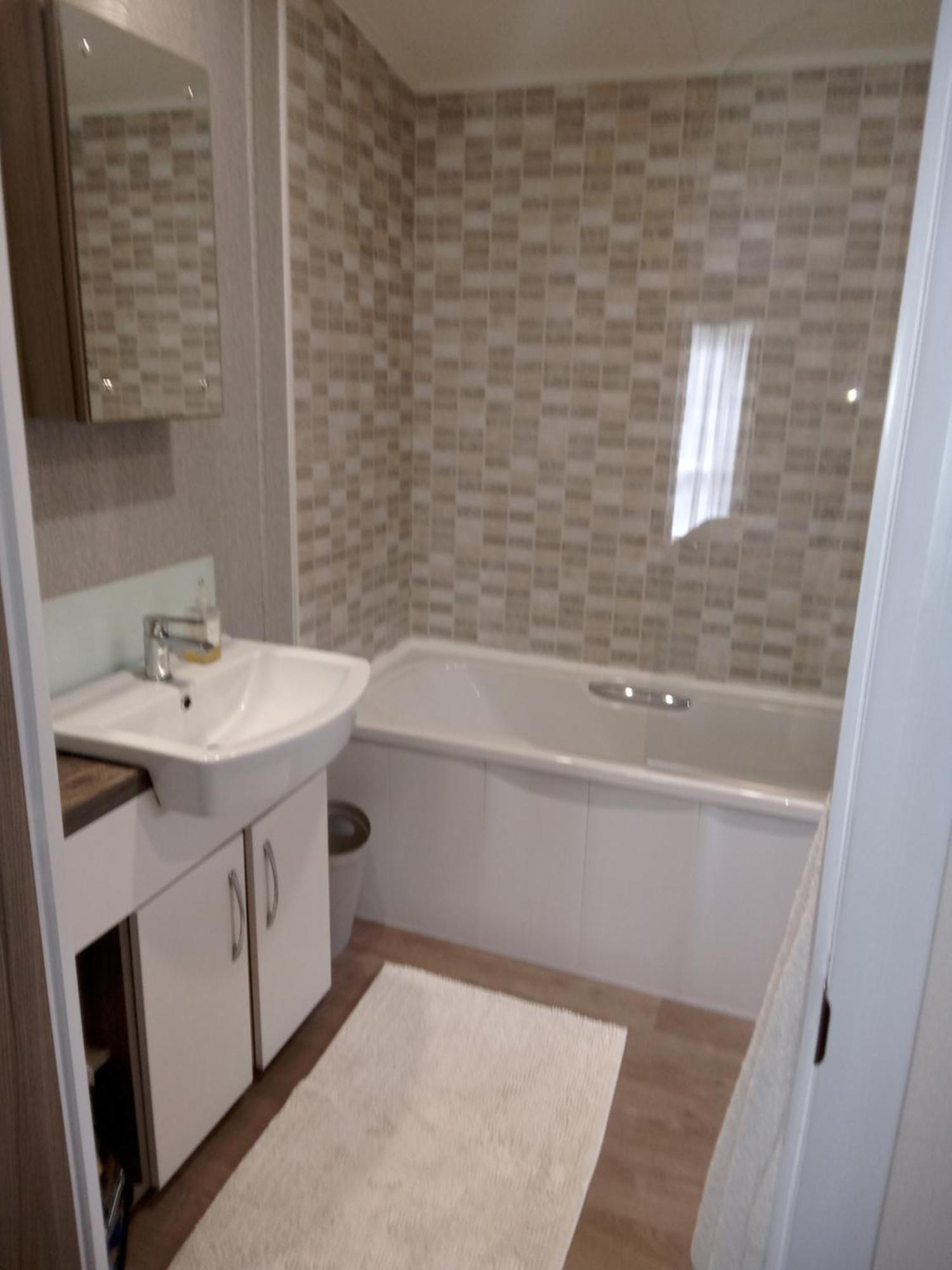 Willow Tree Luxury With Private Hot-tub And Garden Only 6 Miles To York * Wilberfoss